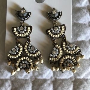2 pairs Earrings